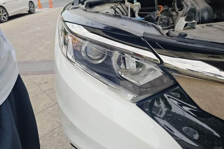 Used Honda Vezel 2020 1.5L CVT Elite Edition Right Front Headlight