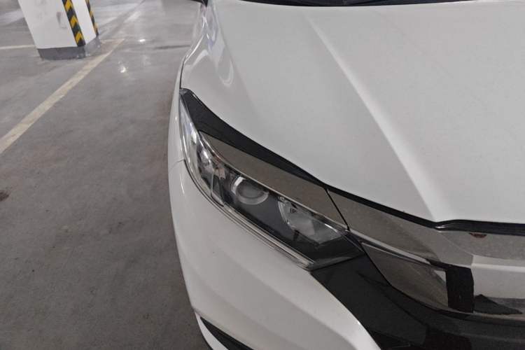 Used Honda Vezel 2020 1.5L CVT Elite Edition Right Front Headlight