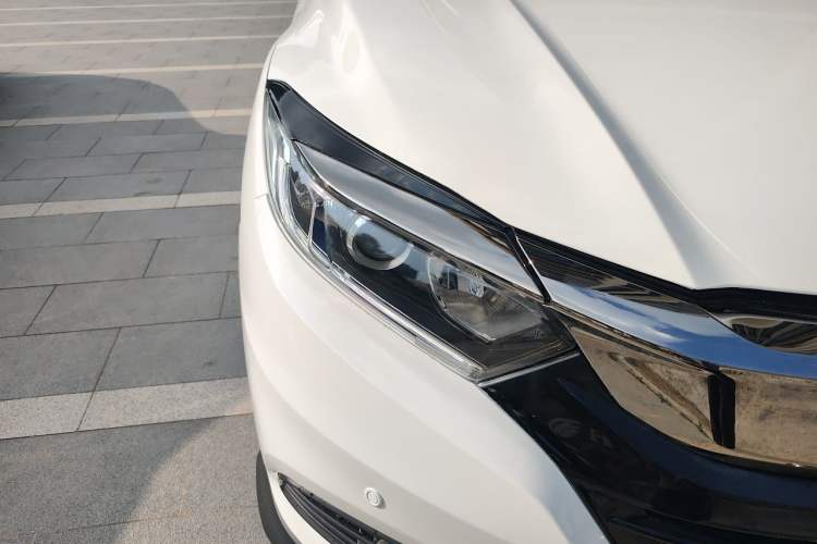 Used Honda Vezel 2020 1.5L CVT Pioneer Edition Right Front Headlight