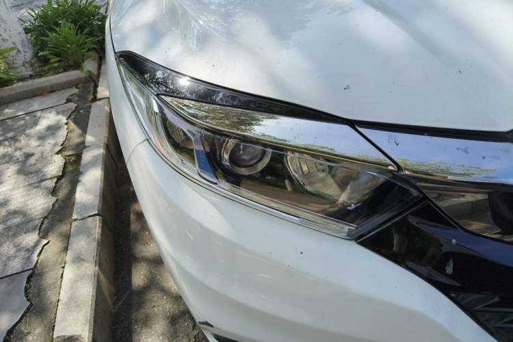 Used Honda Vezel 2020 1.5L CVT Elite Edition Right Front Headlight
