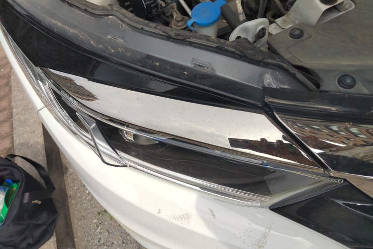 Used Honda Vezel 2020 1.5L CVT Pioneer Edition Right Front Headlight