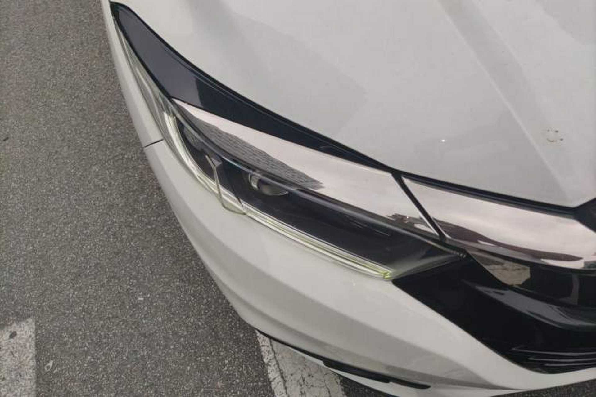 Used Honda Vezel 2020 220 TURBO CVT Elite Edition Right Front Headlight