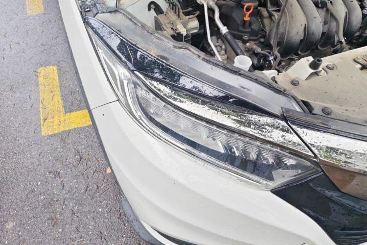 Used Honda Vezel 2020 1.5L CVT Luxury Edition Right Front Headlight