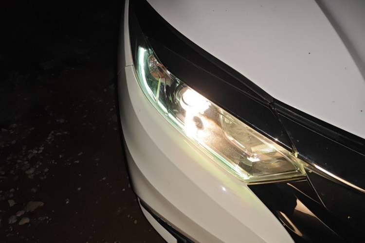 Used Honda Vezel 2020 1.5L CVT Elite Edition Right Front Headlight