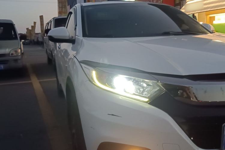 Used Honda Vezel 2020 1.5L CVT Pioneer Edition Right Front Headlight