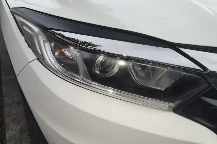 Used Honda Vezel 2020 1.5L CVT Pioneer Edition Right Front Headlight