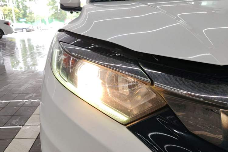 Used Honda Vezel 2020 1.5L CVT Pioneer Edition Right Front Headlight