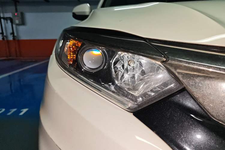 Used Honda Vezel 2020 1.5L CVT Pioneer Edition Right Front Headlight