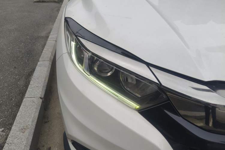 Used Honda Vezel 2020 1.5L CVT Pioneer Edition Right Front Headlight