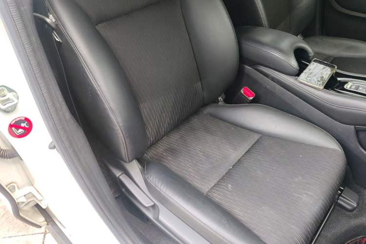Used Honda Vezel 2020 1.5L CVT Pioneer Edition Right Front Seat