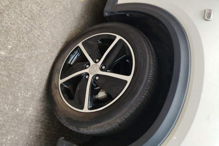 Used Honda Vezel 2020 1.5L CVT Pioneer Edition Right Front Wheel Hub