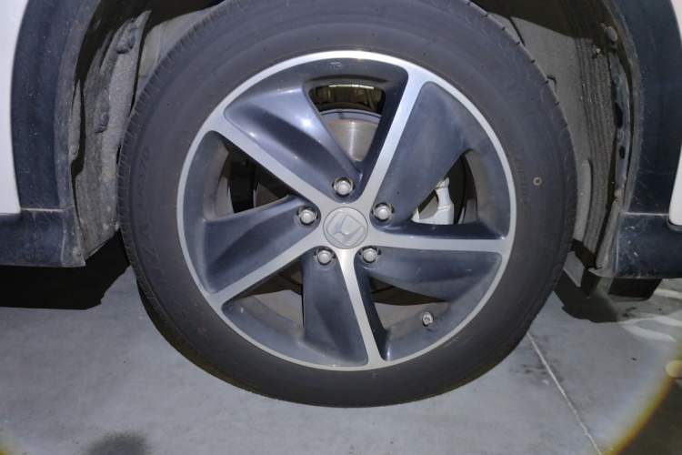 Used Honda Vezel 2020 1.5L CVT Luxury Edition Right Front Wheel Hub