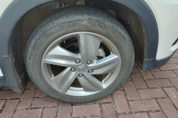 Used Honda Vezel 2020 1.5L CVT Elite Edition Right Front Wheel Hub