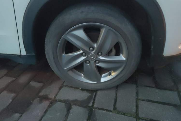 Used Honda Vezel 2020 1.5L CVT Elite Edition Right Front Wheel Hub
