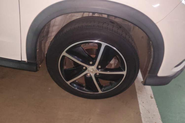 Used Honda Vezel 2020 1.5L CVT Pioneer Edition Right Front Wheel Hub