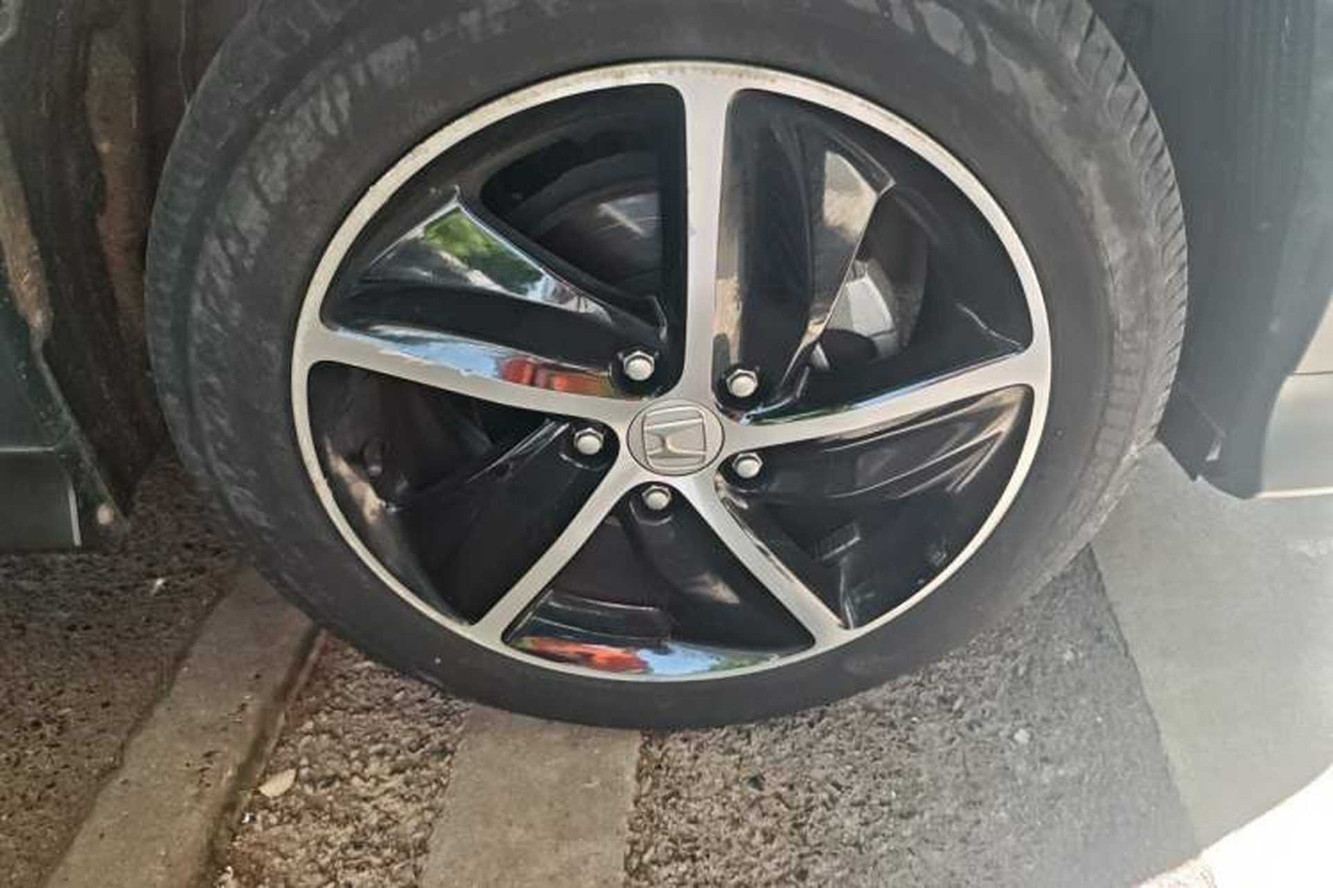Used Honda Vezel 2020 1.5L CVT Pioneer Edition Right Front Wheel Hub