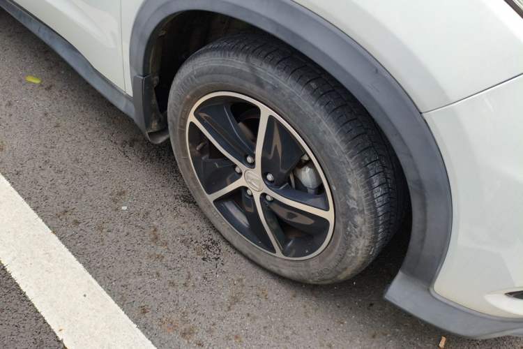 Used Honda Vezel 2020 1.5L CVT Pioneer Edition Right Front Wheel Hub