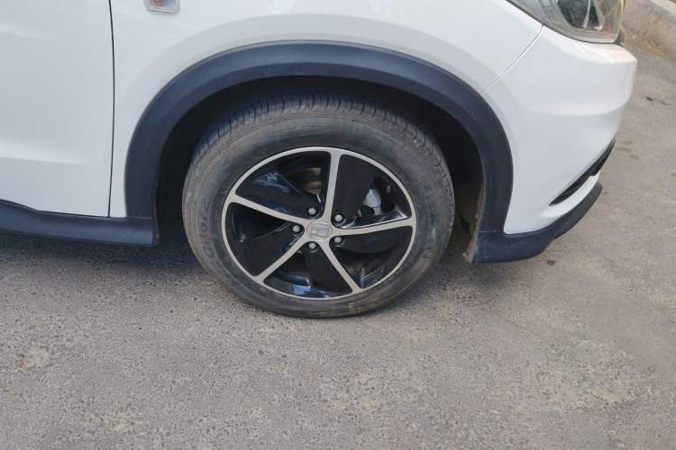Used Honda Vezel 2020 1.5L CVT Elite Edition Right Front Wheel Hub