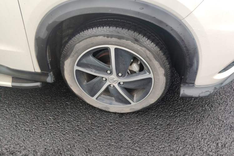 Used Honda Vezel 2020 1.5L CVT Luxury Edition Right Front Wheel Hub