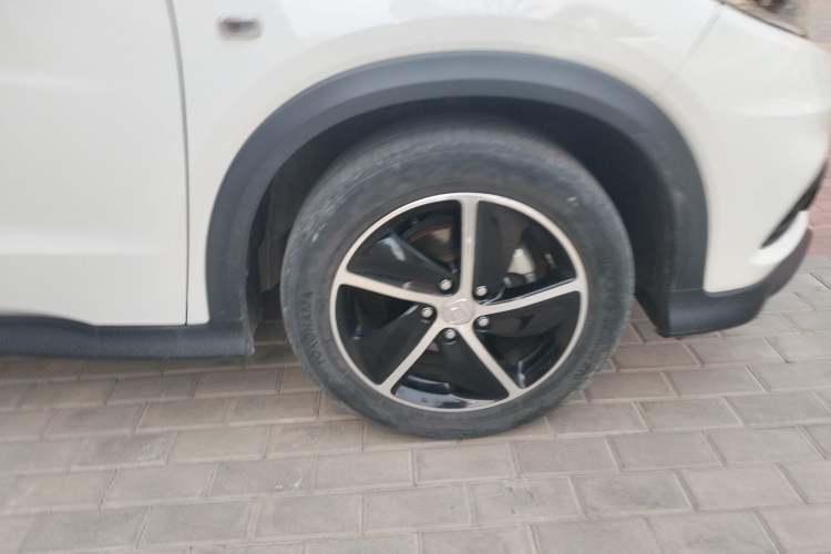Used Honda Vezel 2020 1.5L CVT Pioneer Edition Right Front Wheel Hub