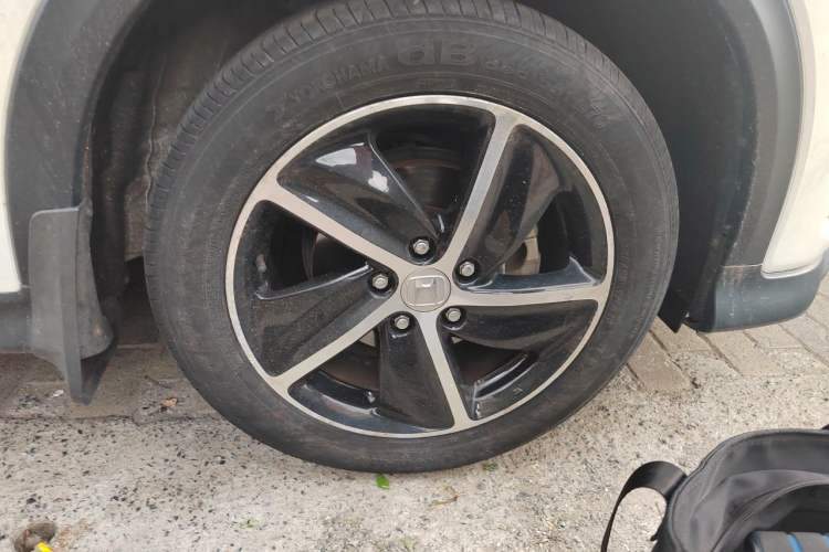 Used Honda Vezel 2020 1.5L CVT Pioneer Edition Right Front Wheel Hub