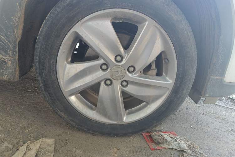 Used Honda Vezel 2020 220 TURBO CVT Elite Edition Right Front Wheel Hub
