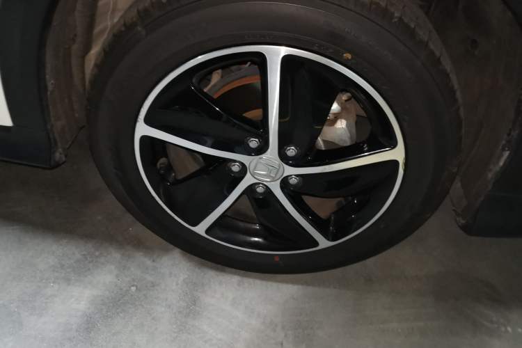 Used Honda Vezel 2020 1.5L CVT Pioneer Edition Right Front Wheel Hub