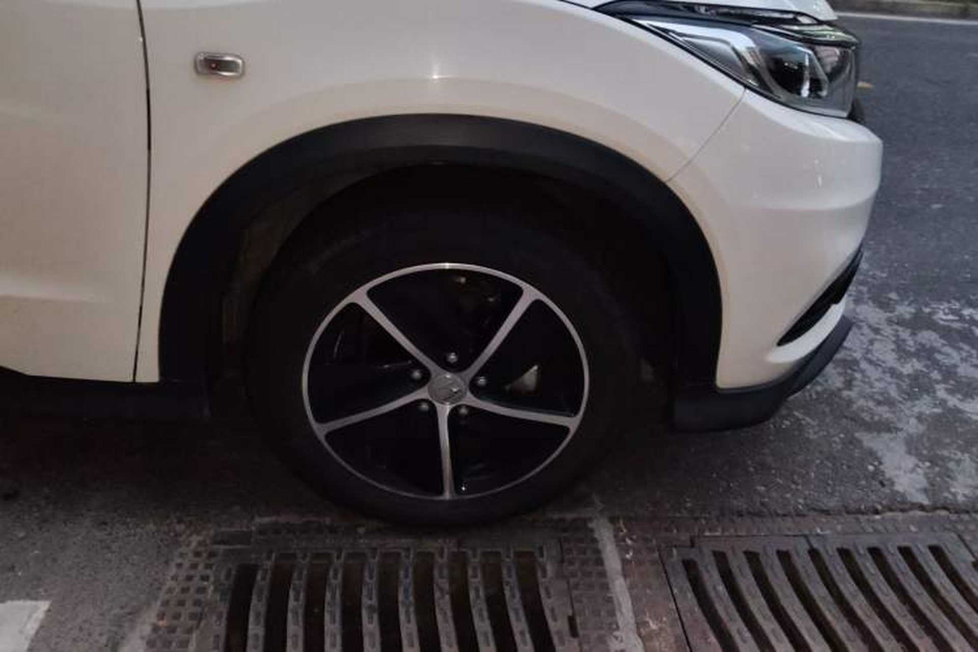 Used Honda Vezel 2020 1.5L CVT Pioneer Edition Right Front Wheel Hub