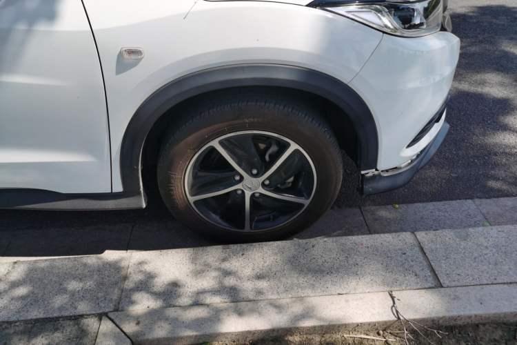 Used Honda Vezel 2020 1.5L CVT Pioneer Edition Right Front Wheel Hub