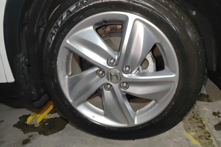 Used Honda Vezel 2020 1.5L CVT Elite Edition Right Front Wheel Hub