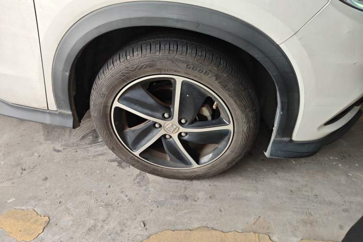 Used Honda Vezel 2020 1.5L CVT Pioneer Edition Right Front Wheel Hub