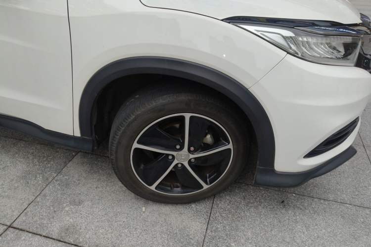 Used Honda Vezel 2020 1.5L CVT Luxury Edition Right Front Wheel Hub
