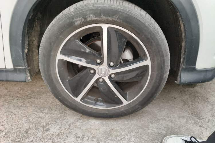 Used Honda Vezel 2020 1.5L CVT Pioneer Edition Right Front Wheel Hub
