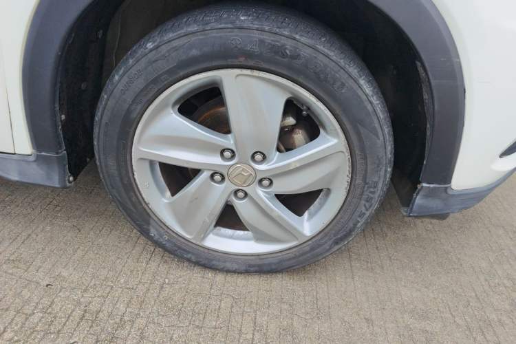 Used Honda Vezel 2020 1.5L CVT Elite Edition Right Front Wheel Hub