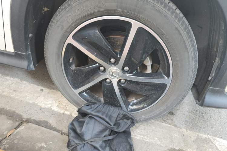 Used Honda Vezel 2020 1.5L CVT Pioneer Edition Right Front Wheel Hub
