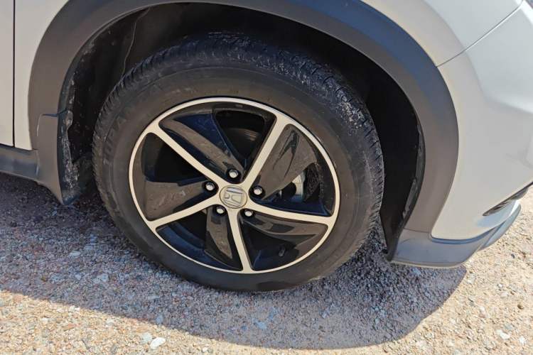 Used Honda Vezel 2020 1.5L CVT Luxury Edition Right Front Wheel Hub