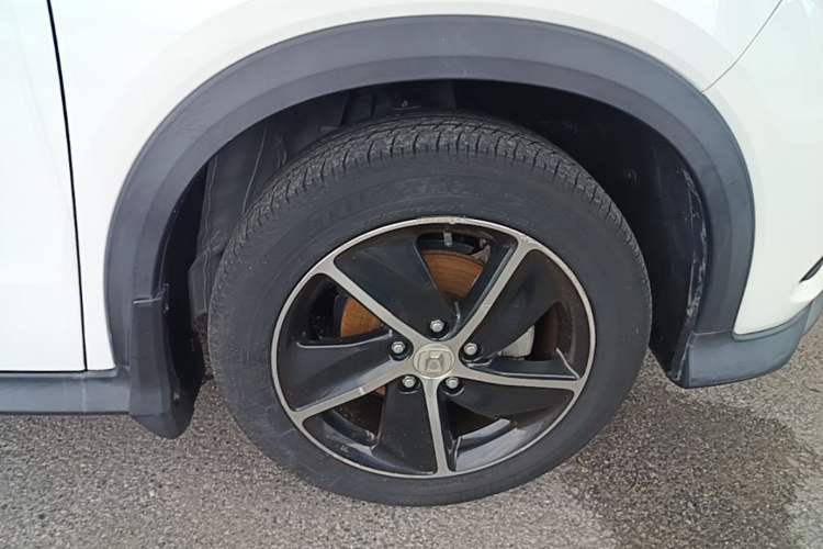 Used Honda Vezel 2020 1.5L CVT Luxury Edition Right Front Wheel Hub
