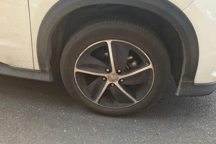 Used Honda Vezel 2020 1.5L CVT Pioneer Edition Right Front Wheel Hub