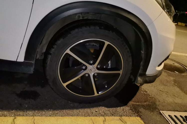 Used Honda Vezel 2020 1.5L CVT Pioneer Edition Right Front Wheel Hub