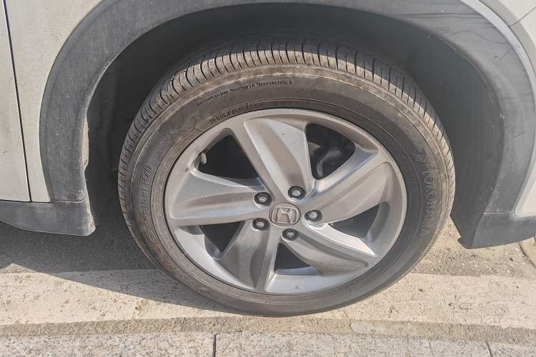 Used Honda Vezel 2020 1.5L CVT Elite Edition Right Front Wheel Hub