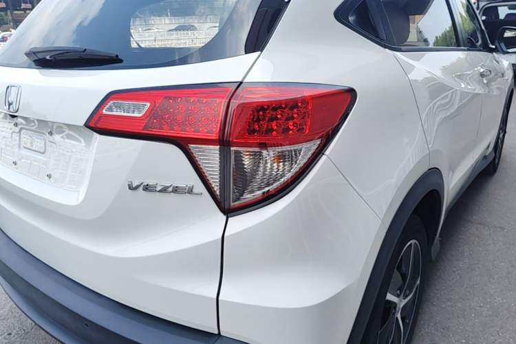 Used Honda Vezel 2020 1.5L CVT Pioneer Edition Right Rear Taillight