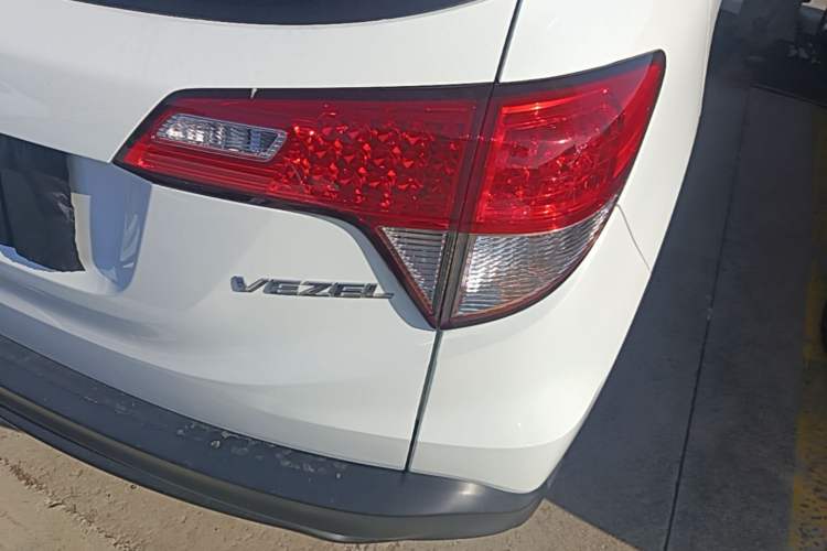 Used Honda Vezel 2020 1.5L CVT Pioneer Edition Right Rear Taillight
