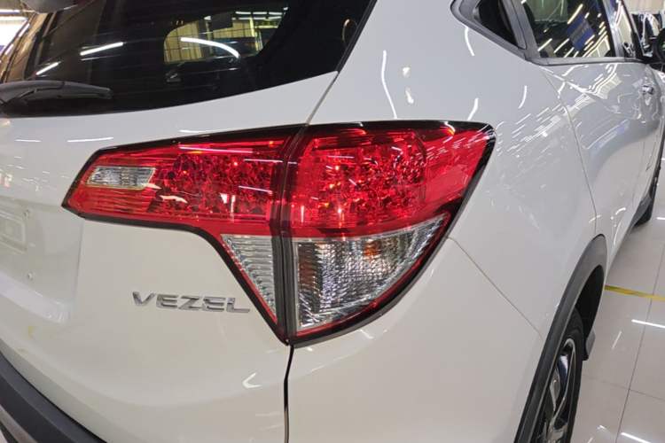 Used Honda Vezel 2020 1.5L CVT Pioneer Edition Right Rear Taillight