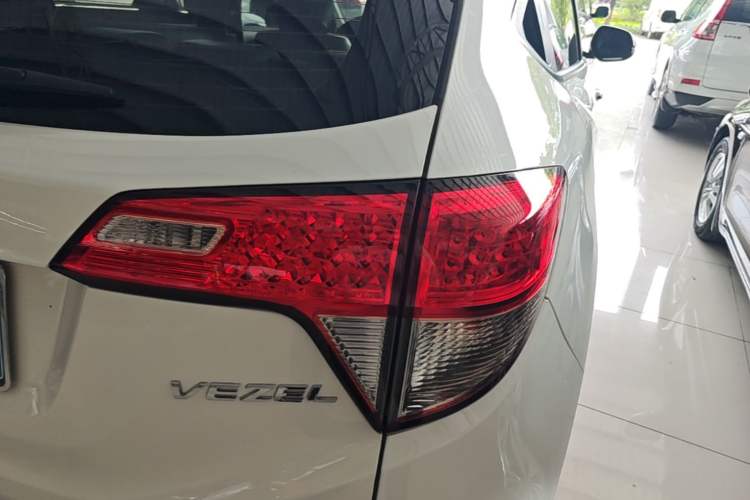 Used Honda Vezel 2020 1.5L CVT Elite Edition Right Rear Taillight