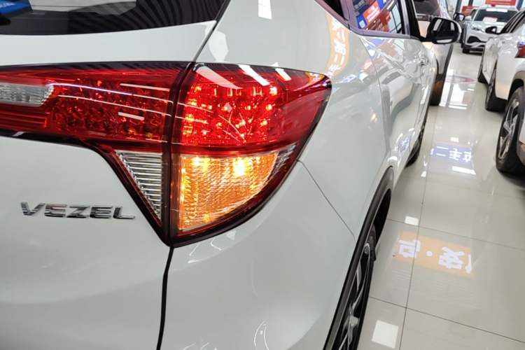 Used Honda Vezel 2020 1.5L CVT Pioneer Edition Right Rear Taillight