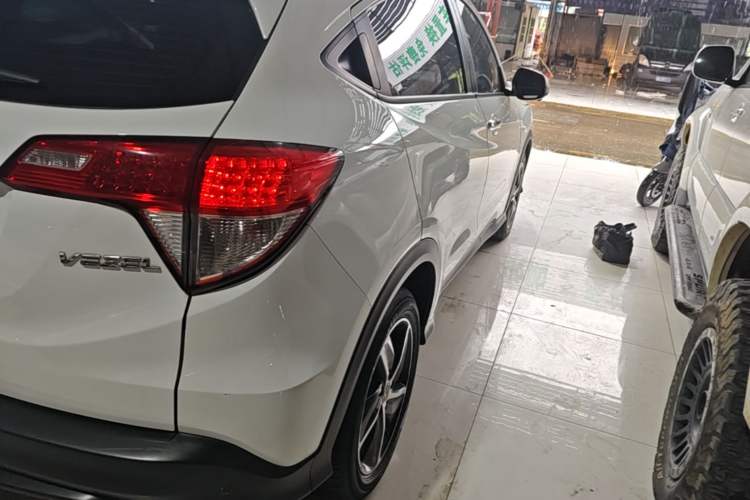 Used Honda Vezel 2020 1.5L CVT Pioneer Edition Right Rear Taillight