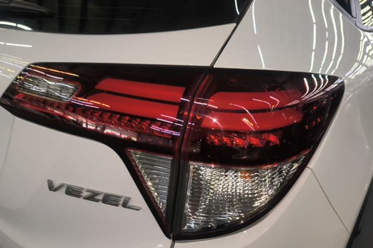 Used Honda Vezel 2020 1.5L CVT Luxury Edition Right Rear Taillight