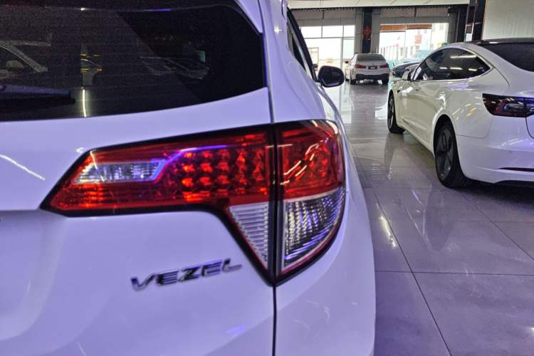 Used Honda Vezel 2020 1.5L CVT Pioneer Edition Right Rear Taillight