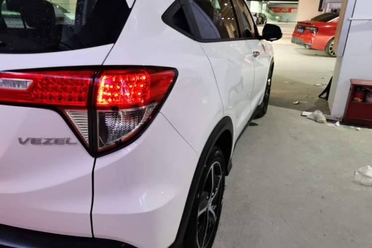 Used Honda Vezel 2020 1.5L CVT Pioneer Edition Right Rear Taillight