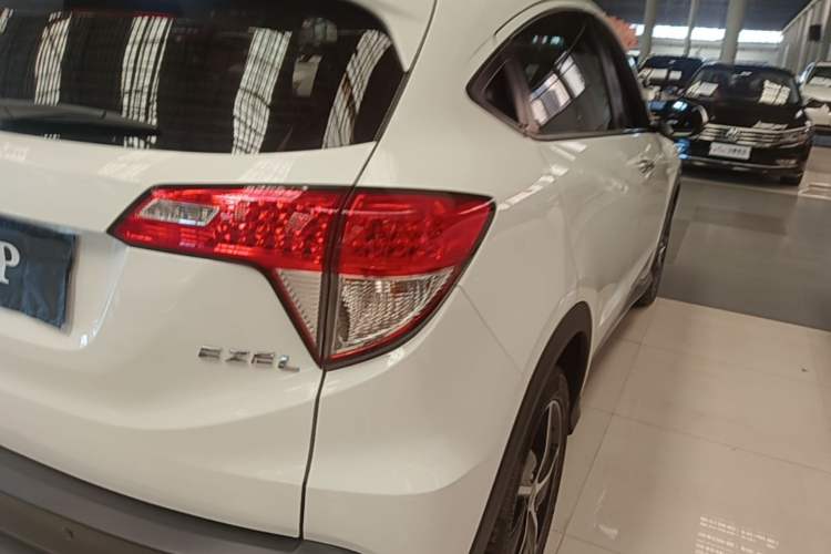 Used Honda Vezel 2020 1.5L CVT Pioneer Edition Right Rear Taillight